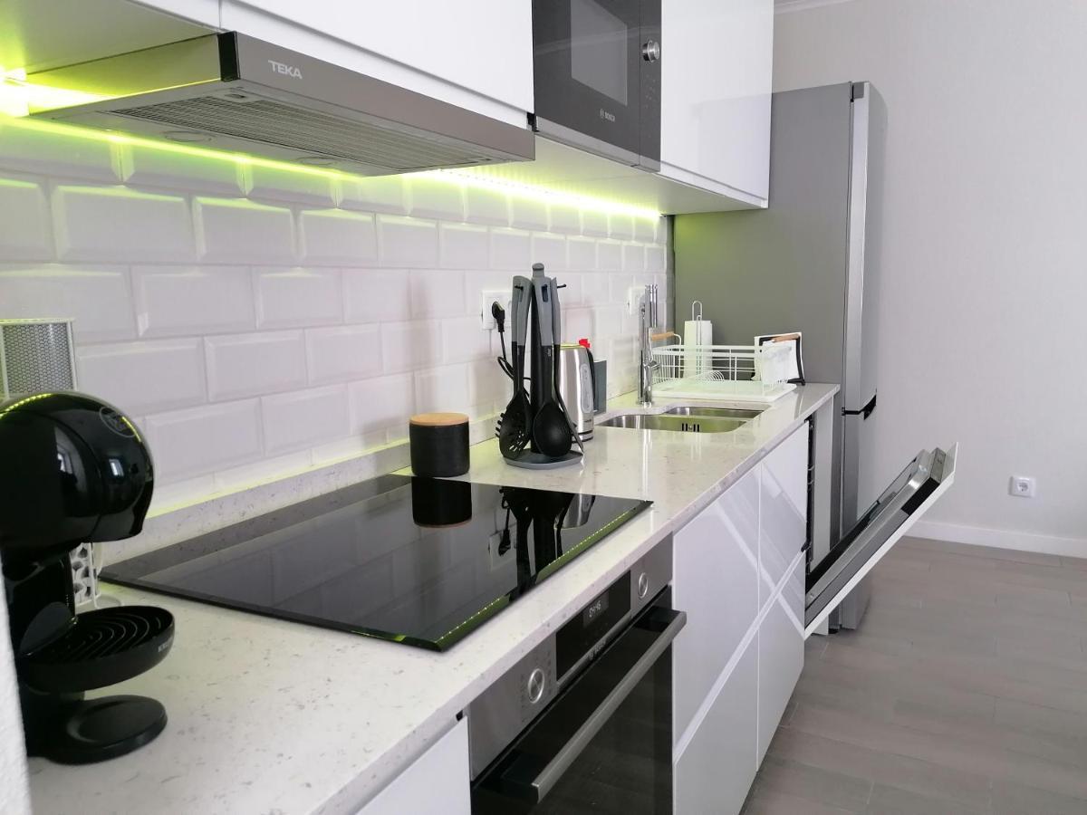 Miragaia Star Apartments أنغرا دو إِراويزو المظهر الخارجي الصورة