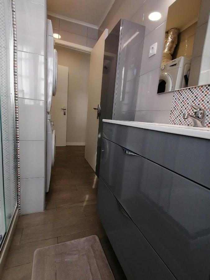 Miragaia Star Apartments أنغرا دو إِراويزو المظهر الخارجي الصورة